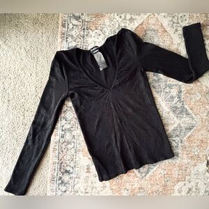 BEBE - Y2K - Seamless Solid Deep V-Neck Top, Size: M, Color: Black